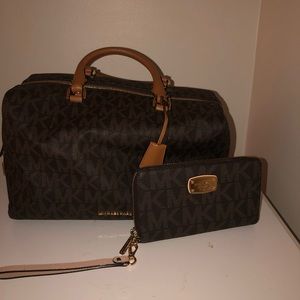 Matching Micheal Kors Wallet and Bag